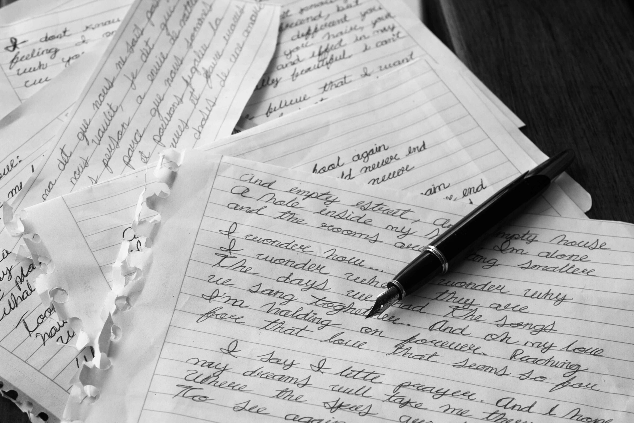 An application essay and a pen